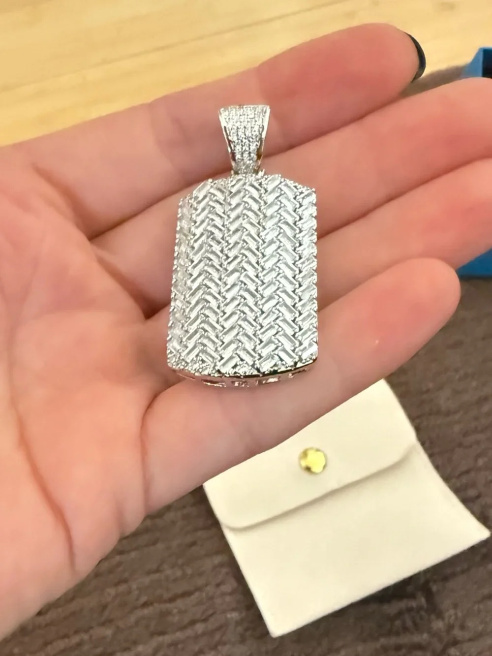 Dog Tag! New! Stainless Steel & Crystals - Picture 4 of 6